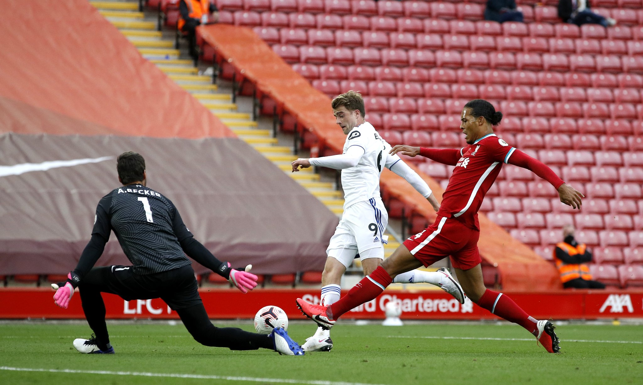 一位年仅 一位年仅