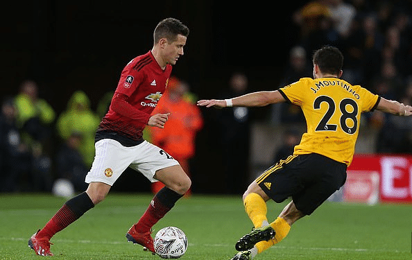 名中卫尤其 名中卫尤其